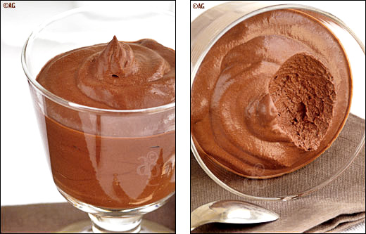 Mousse de chocolat – 2 ingrédients & 5 minutes de préparation !