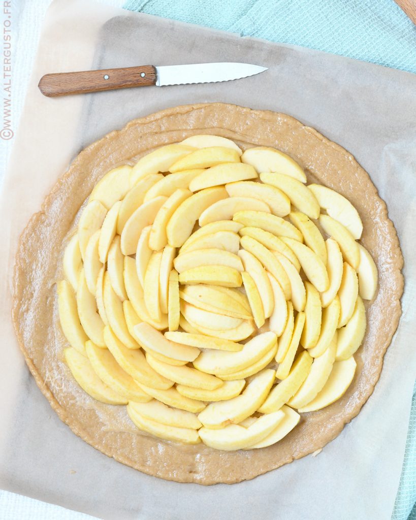 Préparation de la tarte aux pommes de Mamie Jeannette